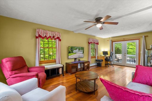 42 Deer Run, Milton, VT 05468