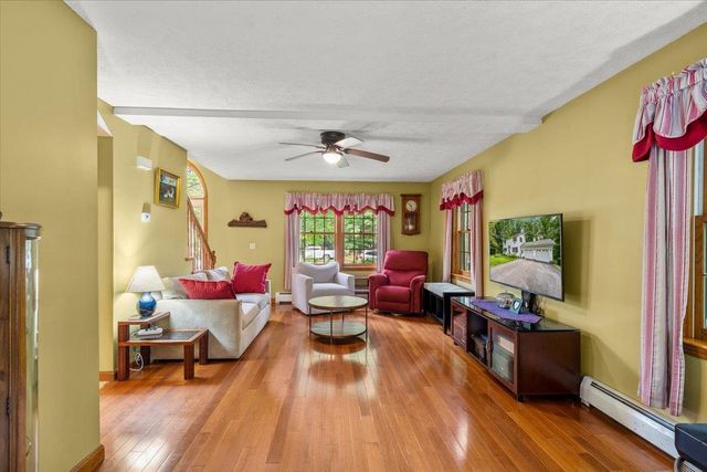 42 Deer Run, Milton, VT 05468