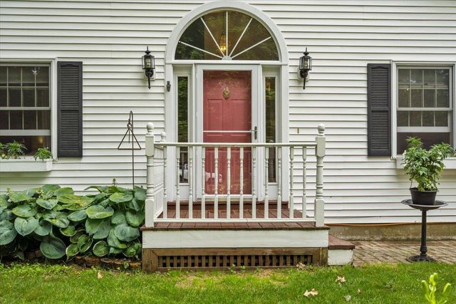 42 Deer Run, Milton, VT 05468