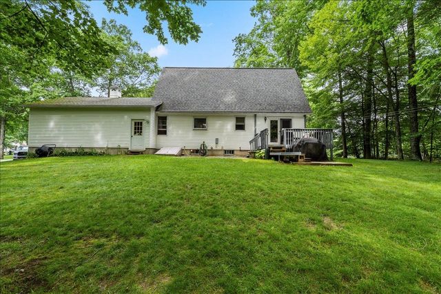 42 Deer Run, Milton, VT 05468