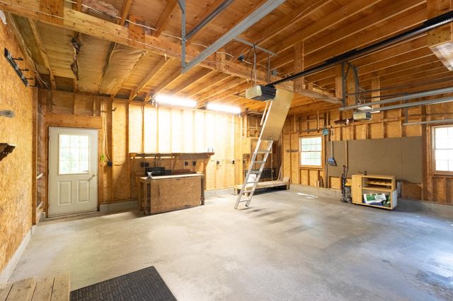 42 Deer Run, Milton, VT 05468