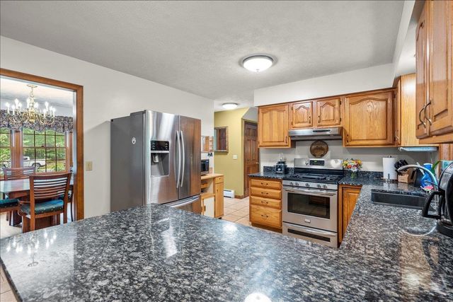 42 Deer Run, Milton, VT 05468