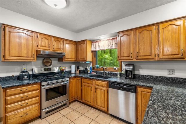 42 Deer Run, Milton, VT 05468