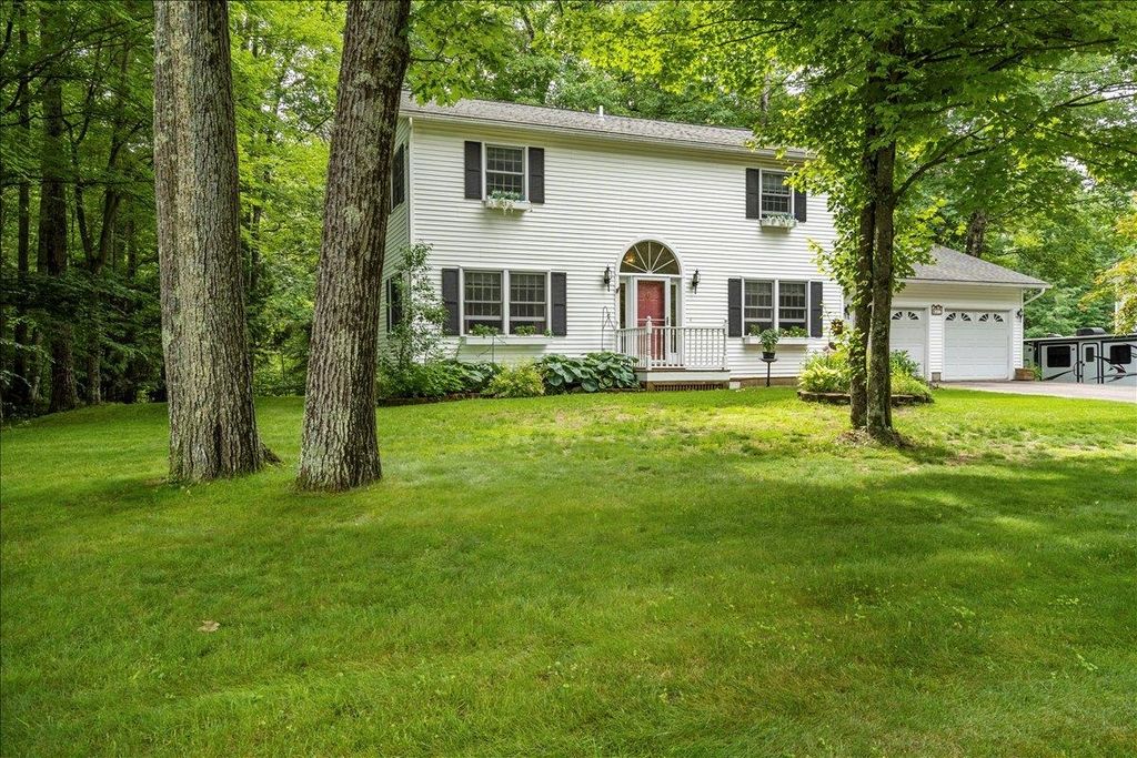 42 Deer Run, Milton, VT 05468