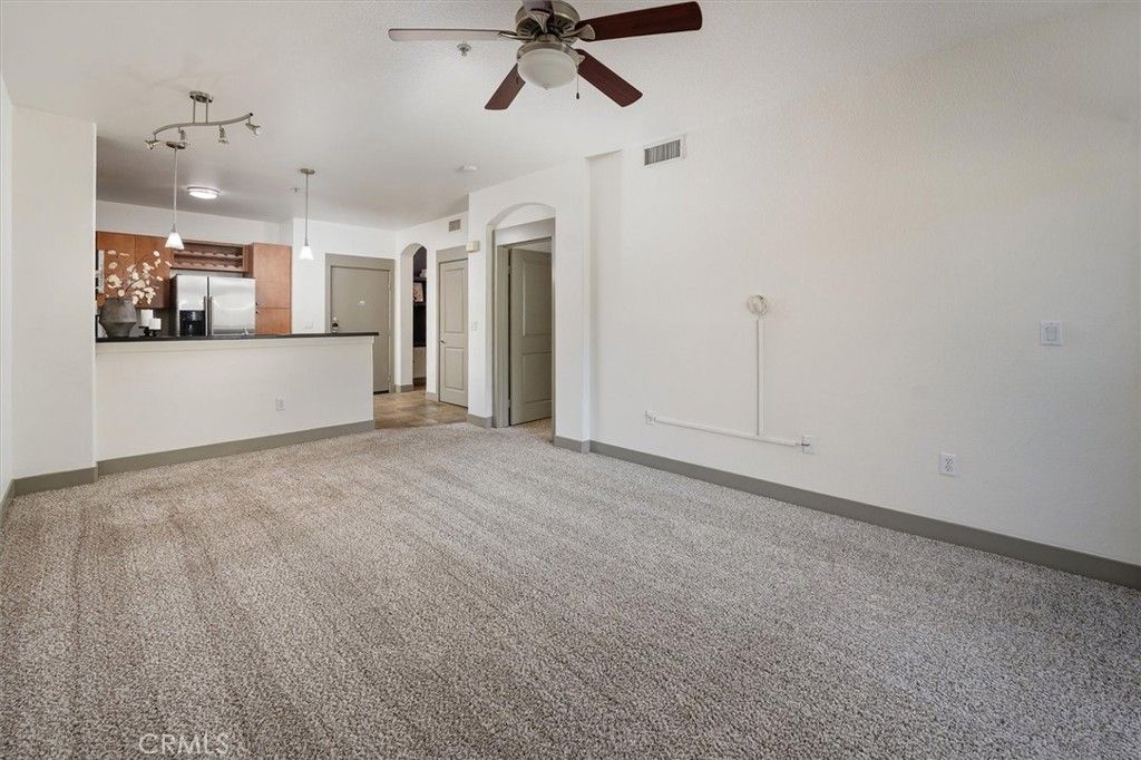 Image 12 of property listing at 24535 Town Center Drive 6402, Valencia, CA 91355