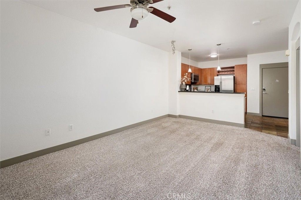 Image 13 of property listing at 24535 Town Center Drive 6402, Valencia, CA 91355