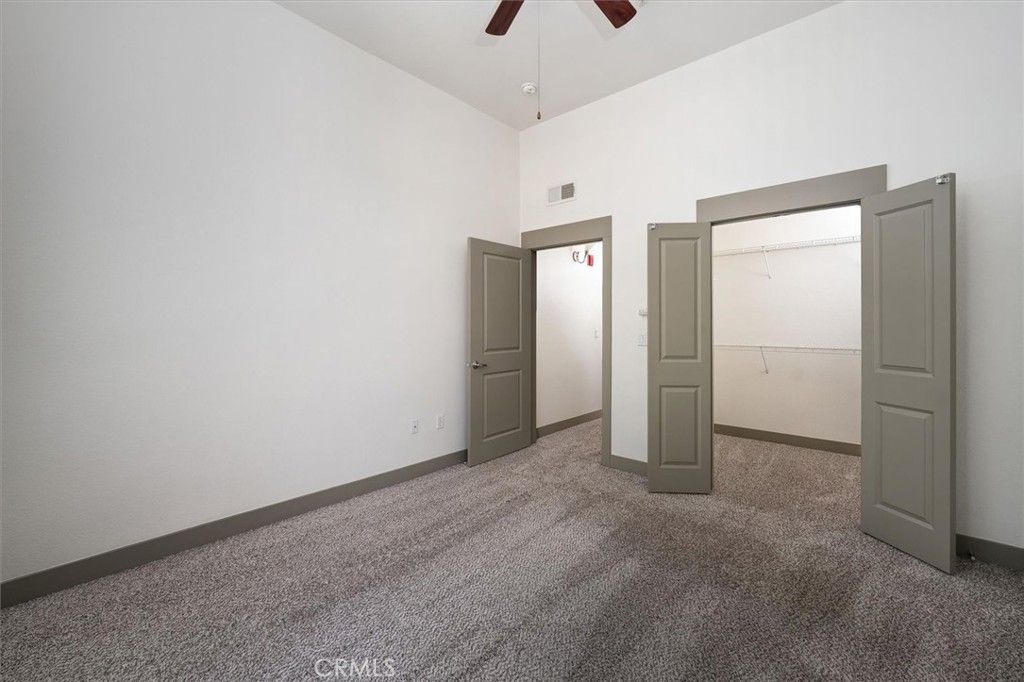 Image 16 of property listing at 24535 Town Center Drive 6402, Valencia, CA 91355