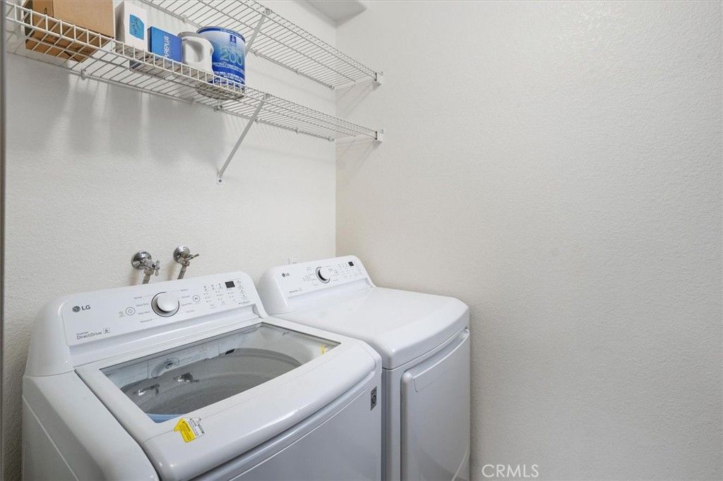 Image 20 of property listing at 24535 Town Center Drive 6402, Valencia, CA 91355
