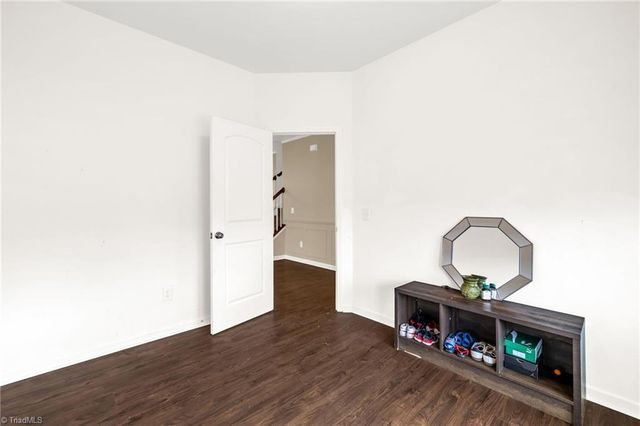 436 Green Arbor Lane, Winston-salem, NC 27103