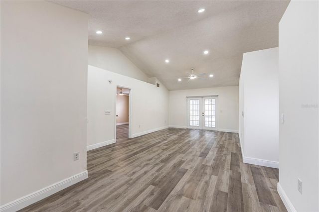 413 VINEYARD DRIVE, Lakeland, FL 33809