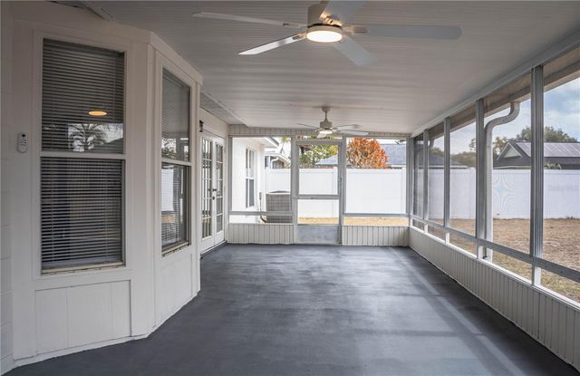 413 VINEYARD DRIVE, Lakeland, FL 33809