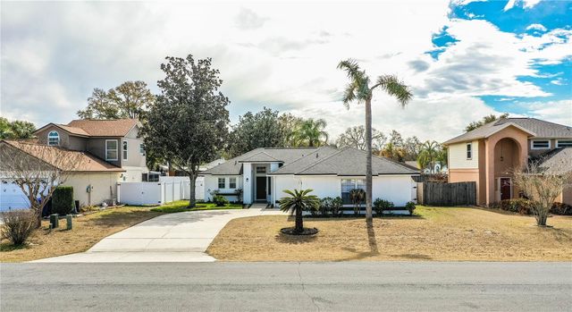 413 VINEYARD DRIVE, Lakeland, FL 33809