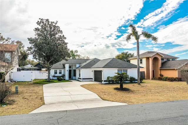 413 VINEYARD DRIVE, Lakeland, FL 33809