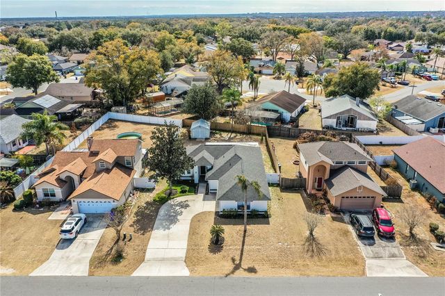 413 VINEYARD DRIVE, Lakeland, FL 33809