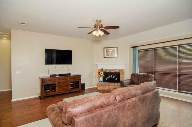 4529 Sheldon Trail, Fort Worth, TX 76244