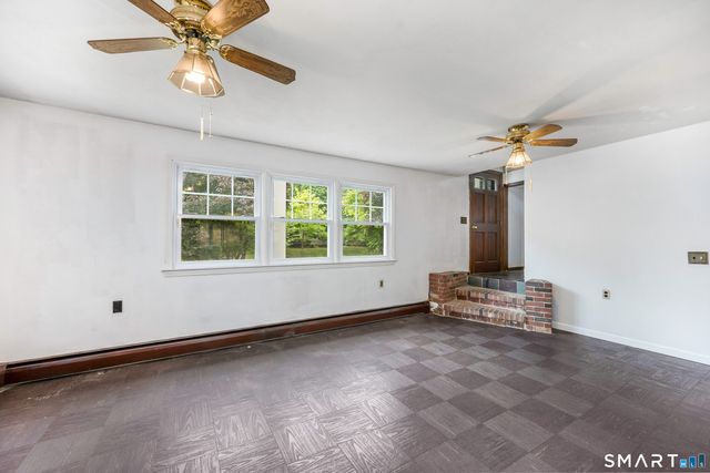 1 Woodchuck Court West, Norwalk, CT 06854
