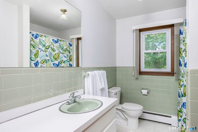 1 Woodchuck Court West, Norwalk, CT 06854