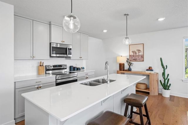 13303 W 180th Terrace, Overland Park, KS 66013