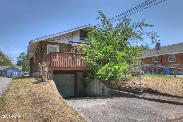 512 S Porter Avenue, Joplin, MO 64801