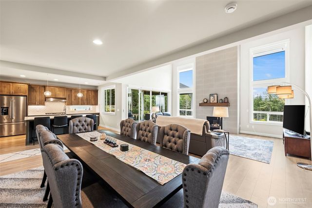5550 NW Bonfire Court, Bremerton, WA 98312