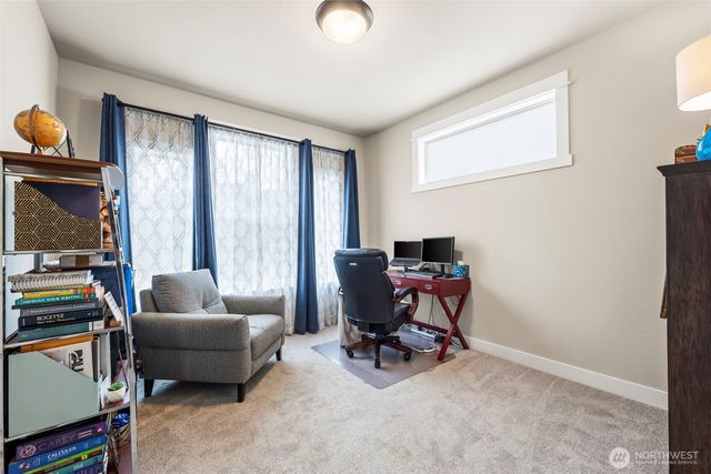 5550 NW Bonfire Court, Bremerton, WA 98312