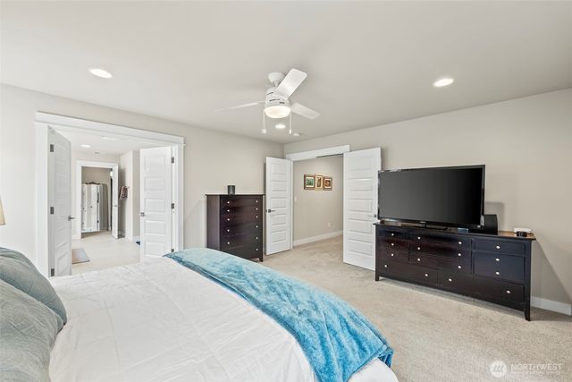 5550 NW Bonfire Court, Bremerton, WA 98312
