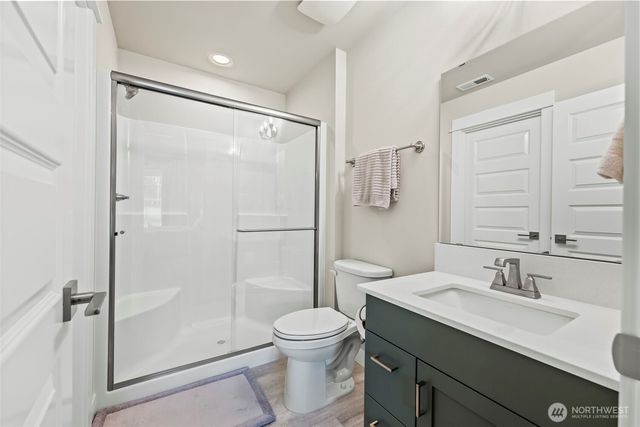 5550 NW Bonfire Court, Bremerton, WA 98312