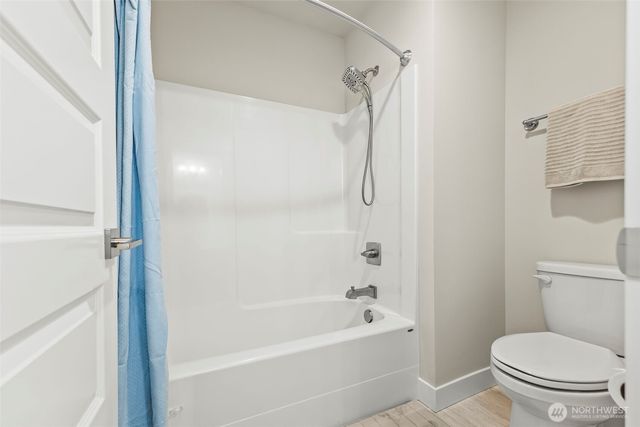 5550 NW Bonfire Court, Bremerton, WA 98312