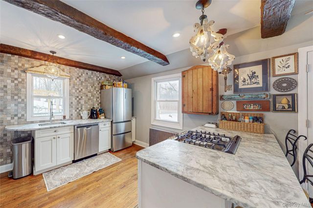 7 Overhill Road, Stormville, NY 12582