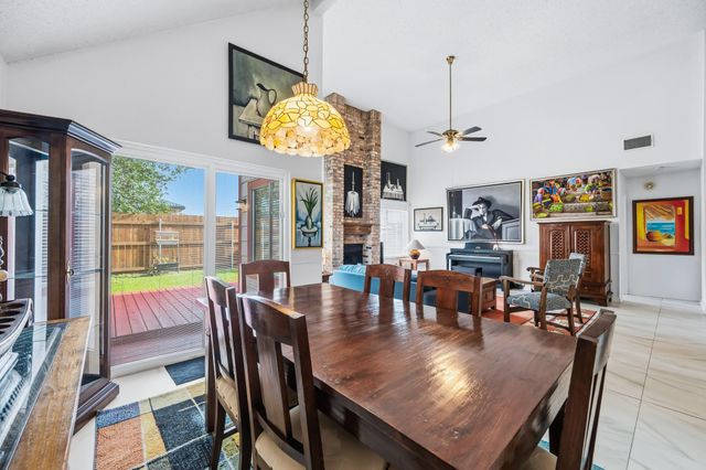 12800 Briar Forest Drive 106, Houston, TX 77077