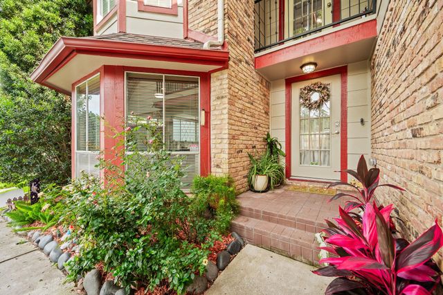 12800 Briar Forest Drive 106, Houston, TX 77077