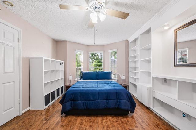 12800 Briar Forest Drive 106, Houston, TX 77077