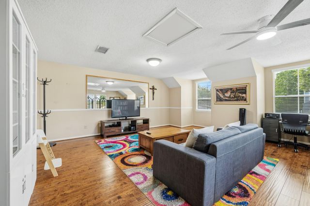 12800 Briar Forest Drive 106, Houston, TX 77077