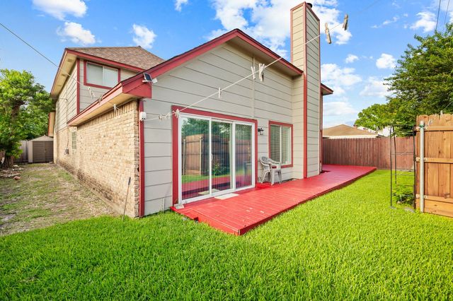 12800 Briar Forest Drive 106, Houston, TX 77077