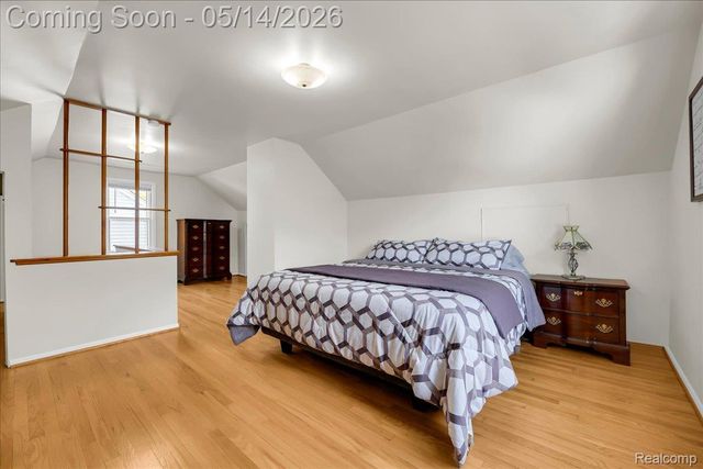 900 N Edison Avenue, Royal Oak, MI 48067