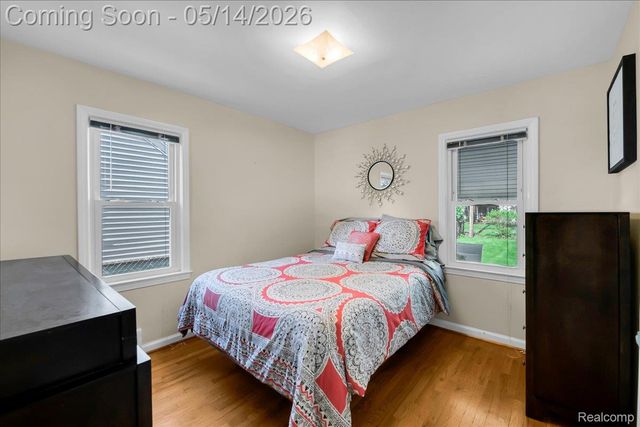 900 N Edison Avenue, Royal Oak, MI 48067
