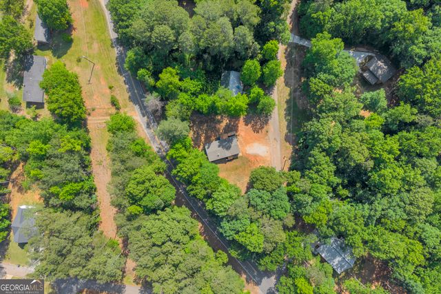 220 Trout Drive, Lavonia, GA 30553