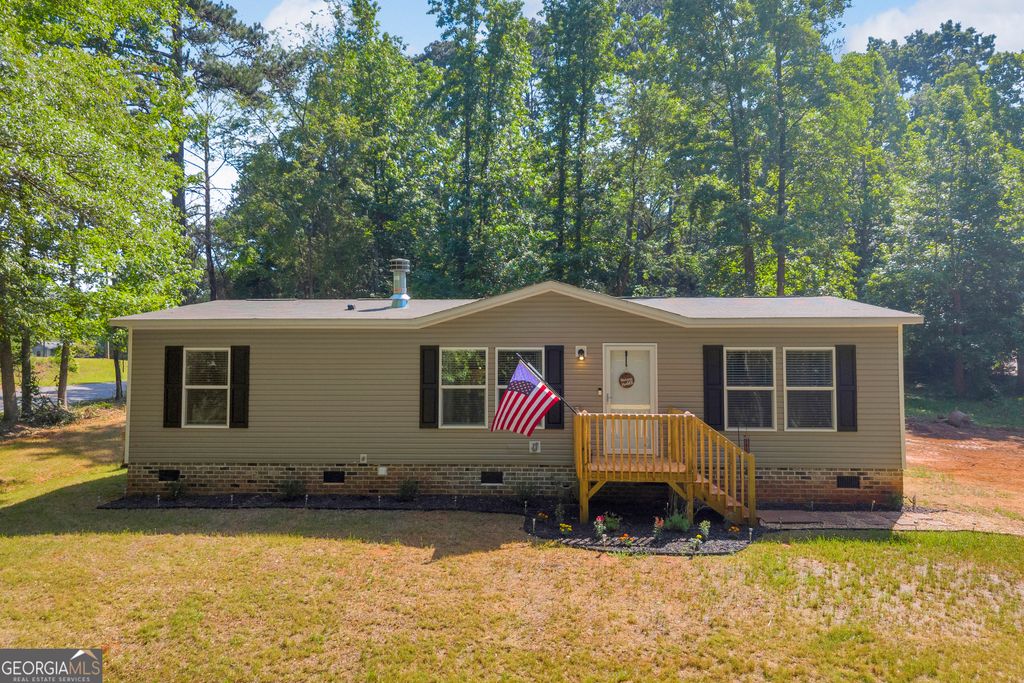220 Trout Drive, Lavonia, GA 30553