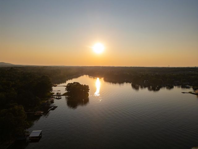 531 Northshore Drive, Hot Springs, AR 71913