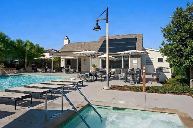 8961 Trailridge, Santee, CA 92071