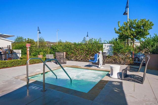 8961 Trailridge, Santee, CA 92071