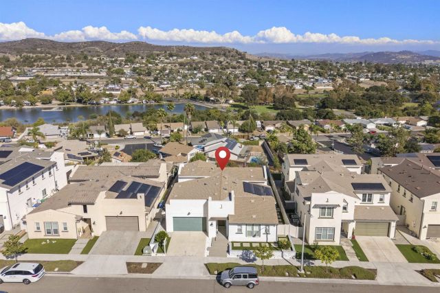 8961 Trailridge, Santee, CA 92071