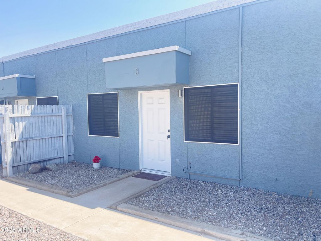 2061 S Apache Drive 3, Apache Junction, AZ 85120
