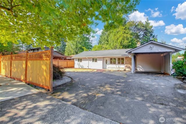 16817 15th Avenue NE, Shoreline, WA 98155