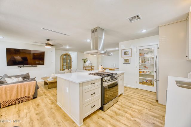 10528 Saigon Drive, El Paso, TX 79925