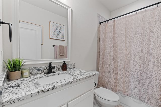 6048 Bella Terra Lane, Godley, TX 76044
