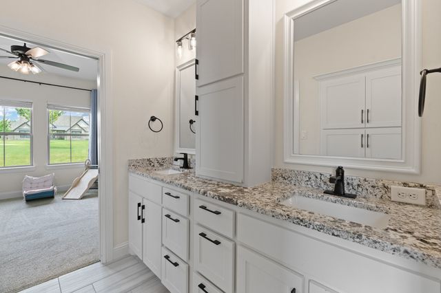 6048 Bella Terra Lane, Godley, TX 76044