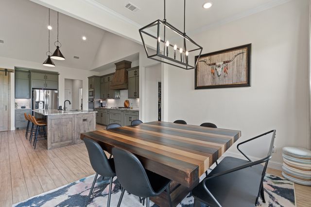6048 Bella Terra Lane, Godley, TX 76044