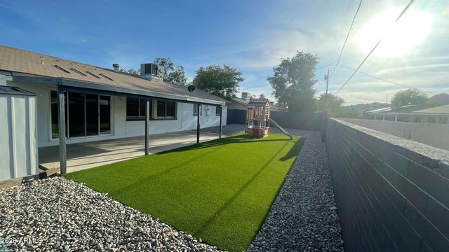 3232 E EMILE ZOLA Avenue, Phoenix, AZ 85032