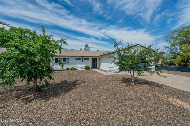 3232 E EMILE ZOLA Avenue, Phoenix, AZ 85032